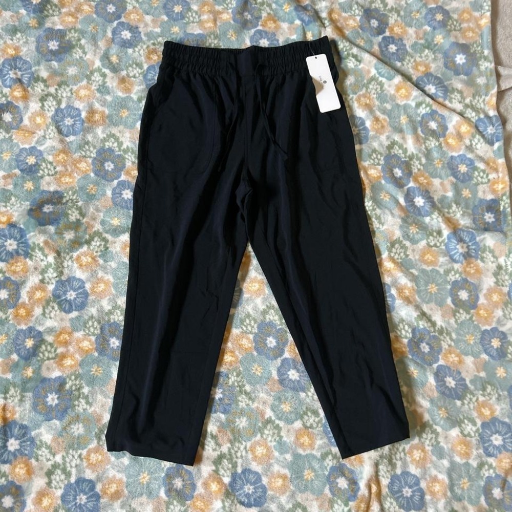 CRZ Yoga black high-waisted straight-leg crop joggers women's medium NWT